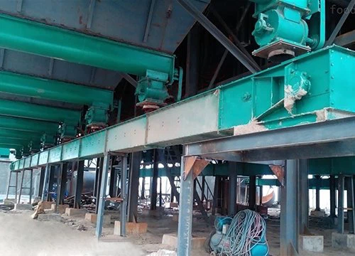 Стругач ланчани транспортер